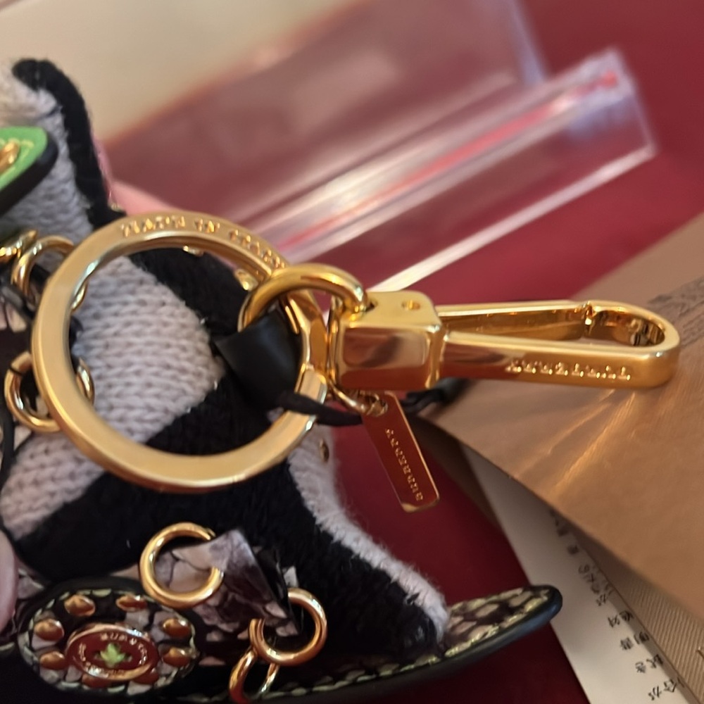 Burberry Black and Cream Mavis Owl Creature bag charm / key chain - Picture 9 of 10